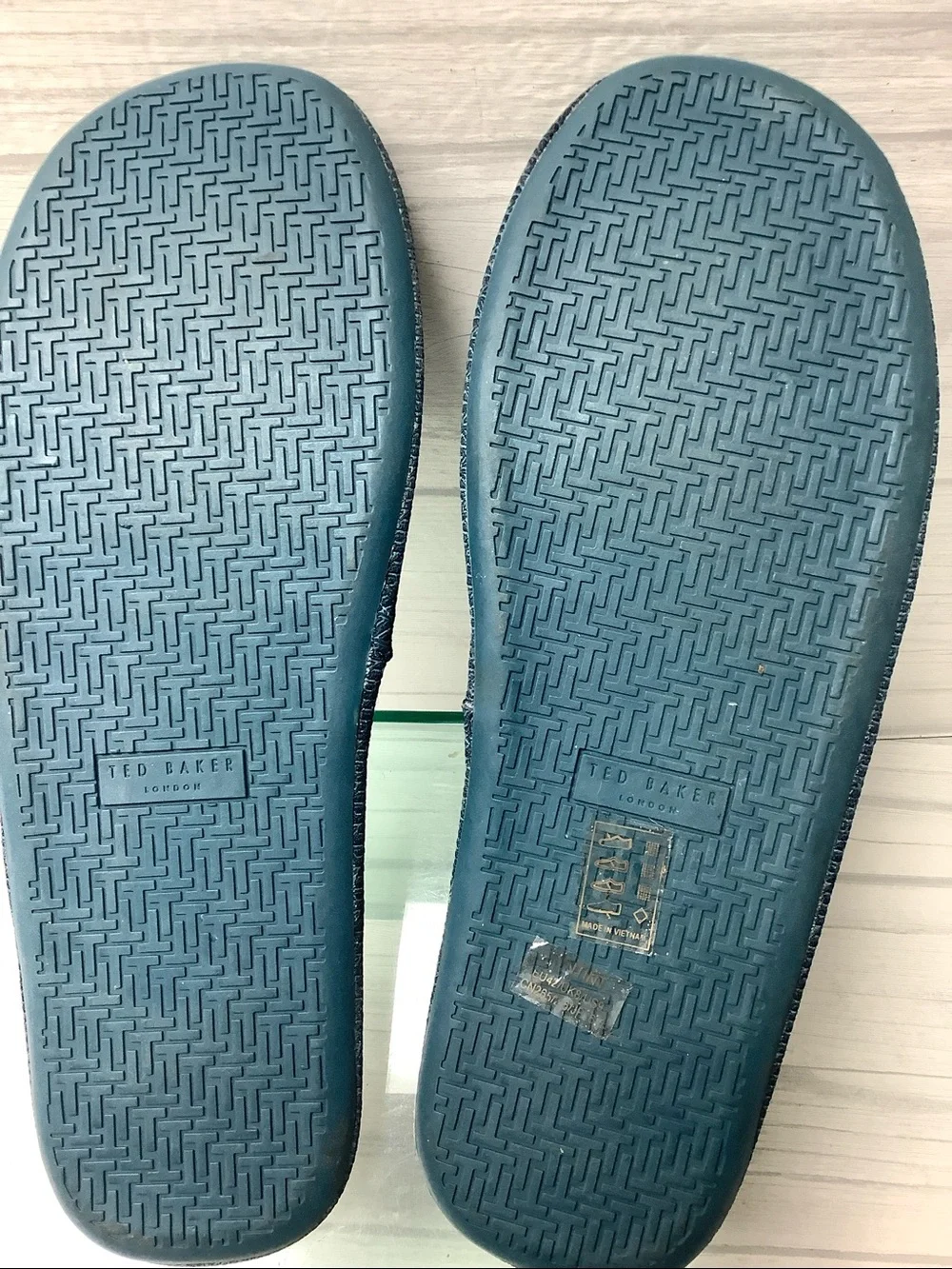 Ted Baker Men's slippers
